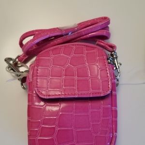 NWT  Storage case for electronics, Pink